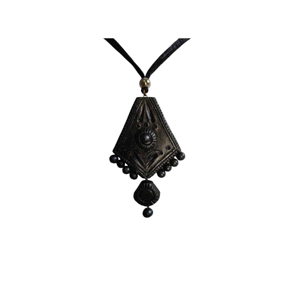 terracotta-necklace